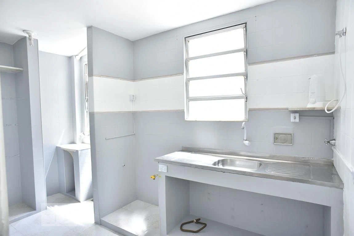 2-bedroom apartment with a washing machine — photo 2