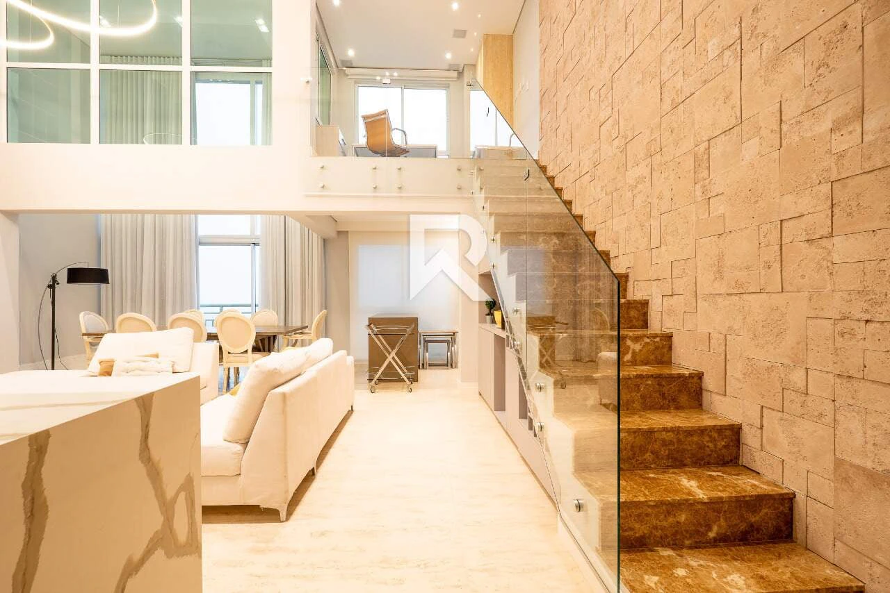 3-bedroom apartment in a building with a sauna — photo 3