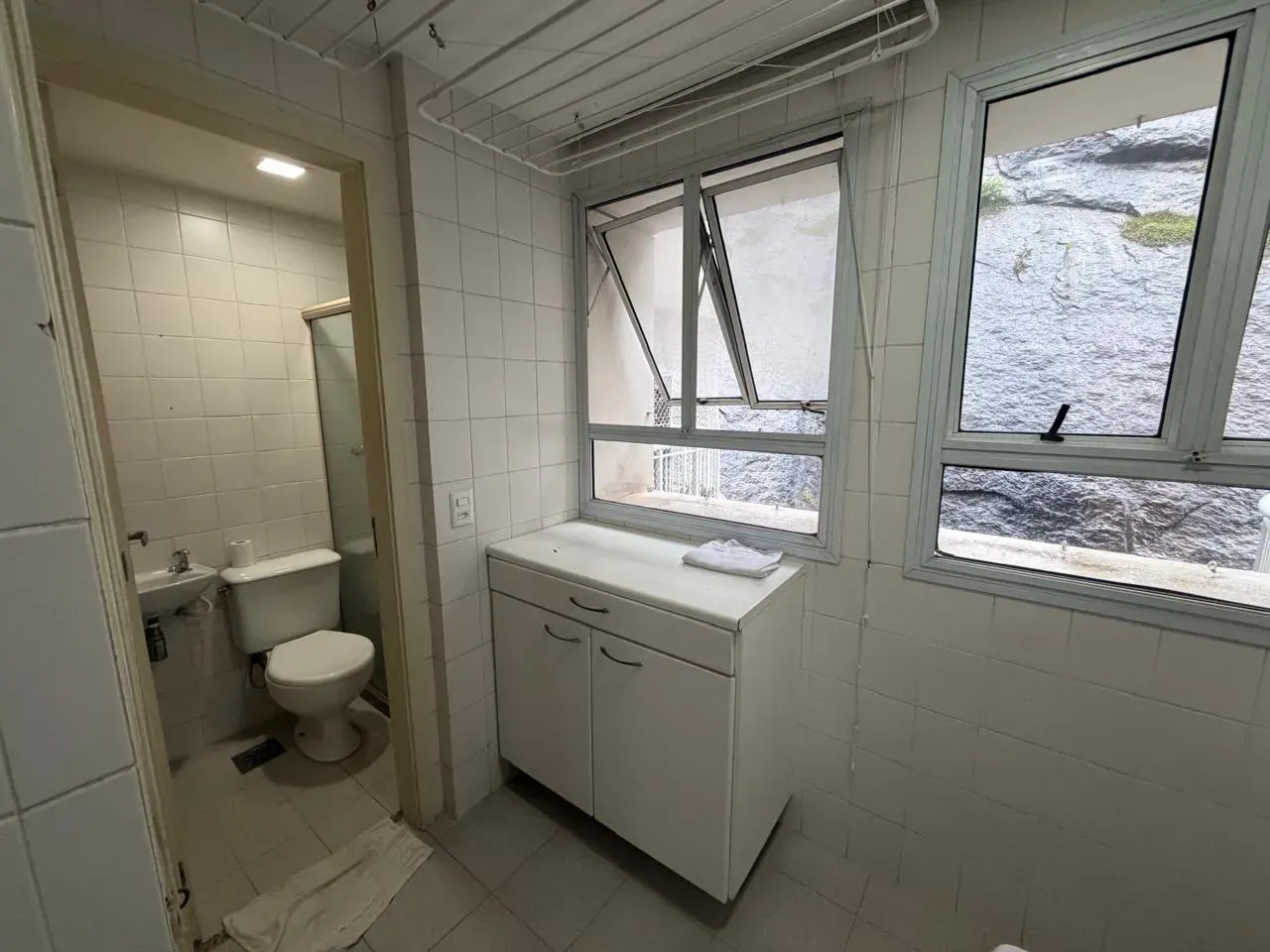 2-bedroom apartment with a water view — photo 39
