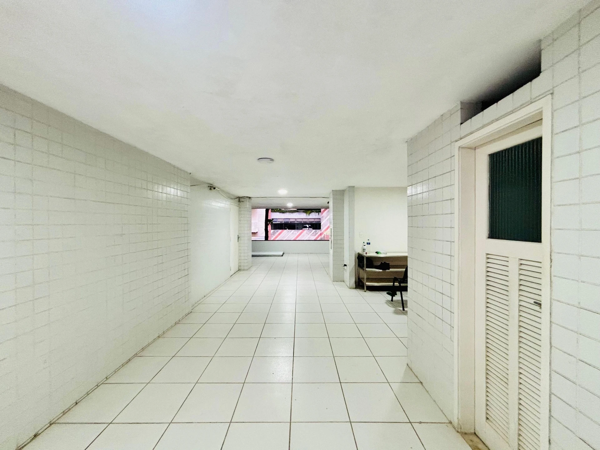 Mountain view in a 4-bedroom apartment, 220 m² — photo 52