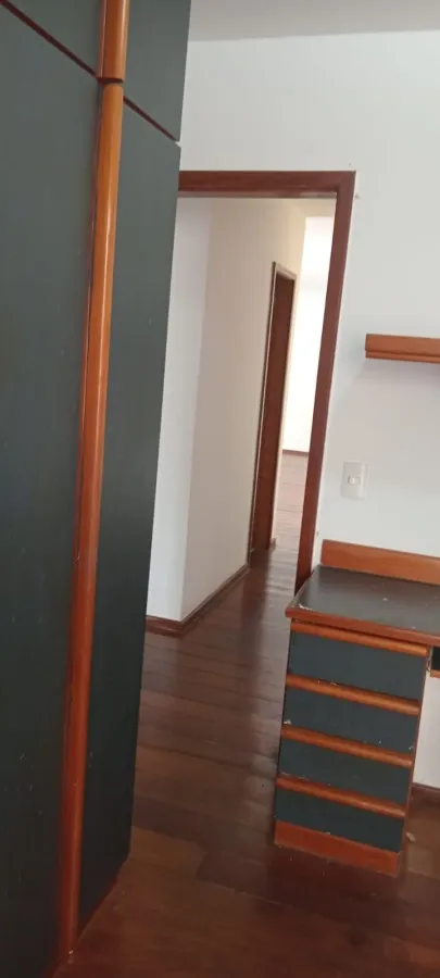 Home office in a 4-bedroom apartment, 120 m² — photo 16