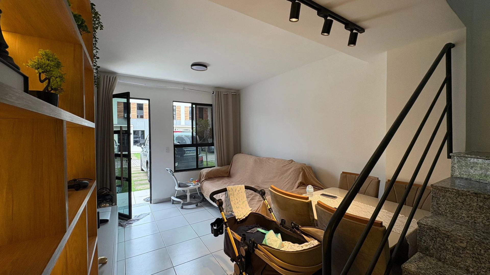 63 m² house with a home office and a garden