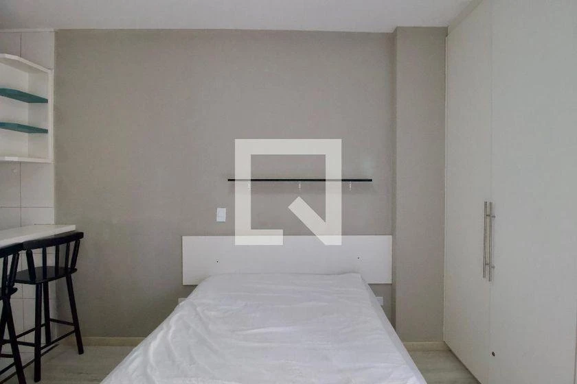 Furnished apartment, 25 m², with a grill on the balcony — photo 22