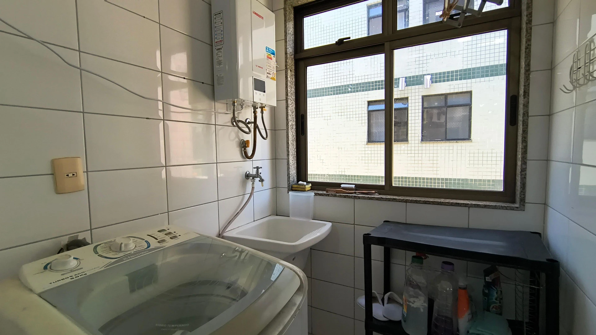 Furnished apartment with 2 bedrooms and 2 bathrooms — photo 29