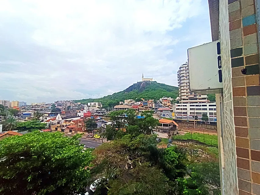 Mountain view in a 2-bedroom apartment, 48 m² — photo 15