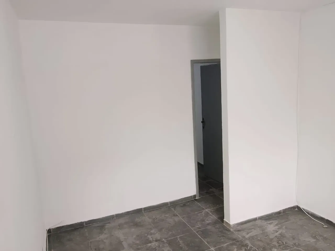 1-bedroom 1-bath apartment with no parking — photo 5