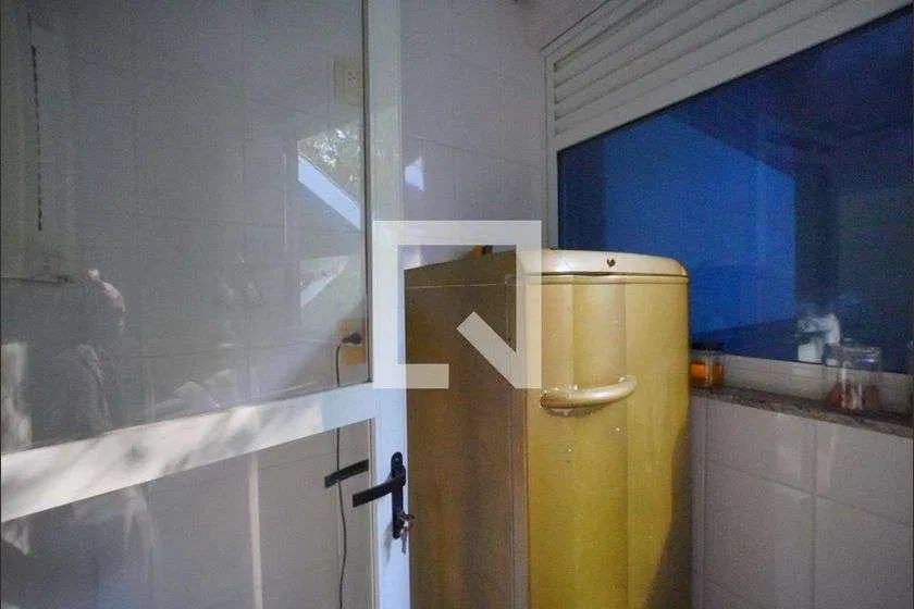 Rental apartment with 3 bedrooms and 120 m² — photo 9