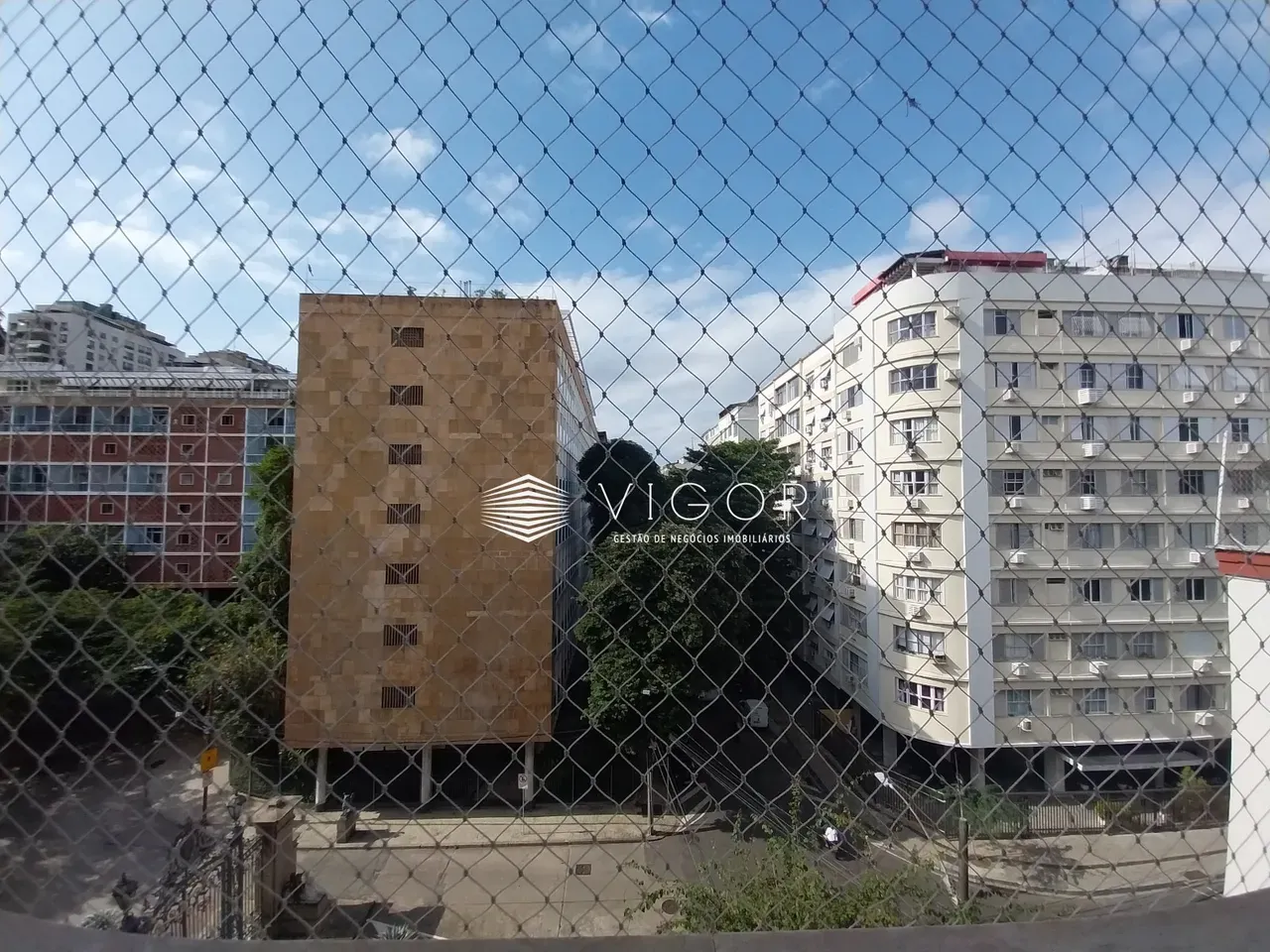 Furnished 49 m² apartment with 1 en-suite bedroom — photo 26