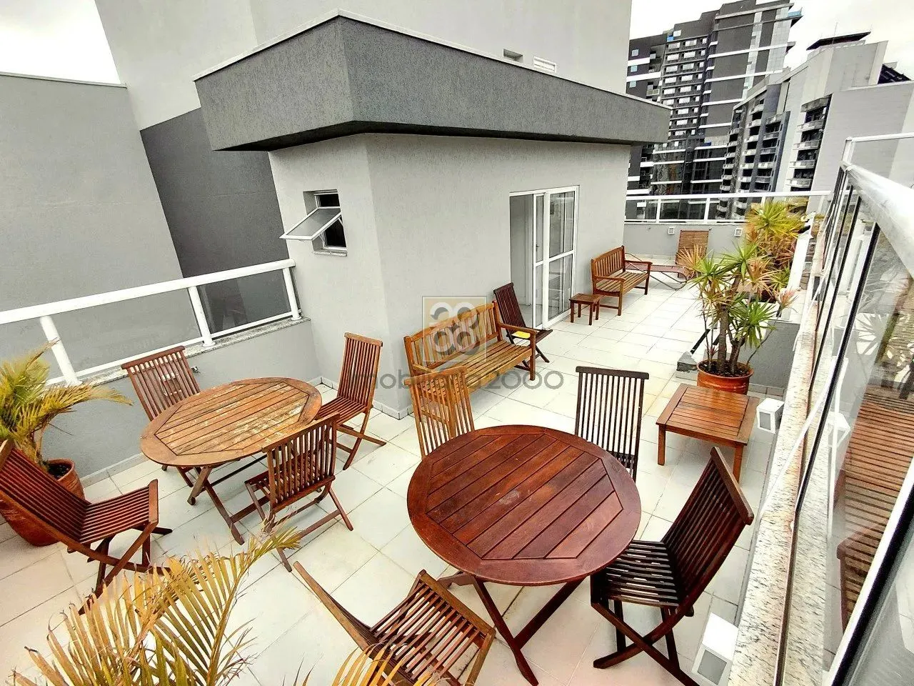1-bedroom furnished apartment with 69 m² and parking — photo 14