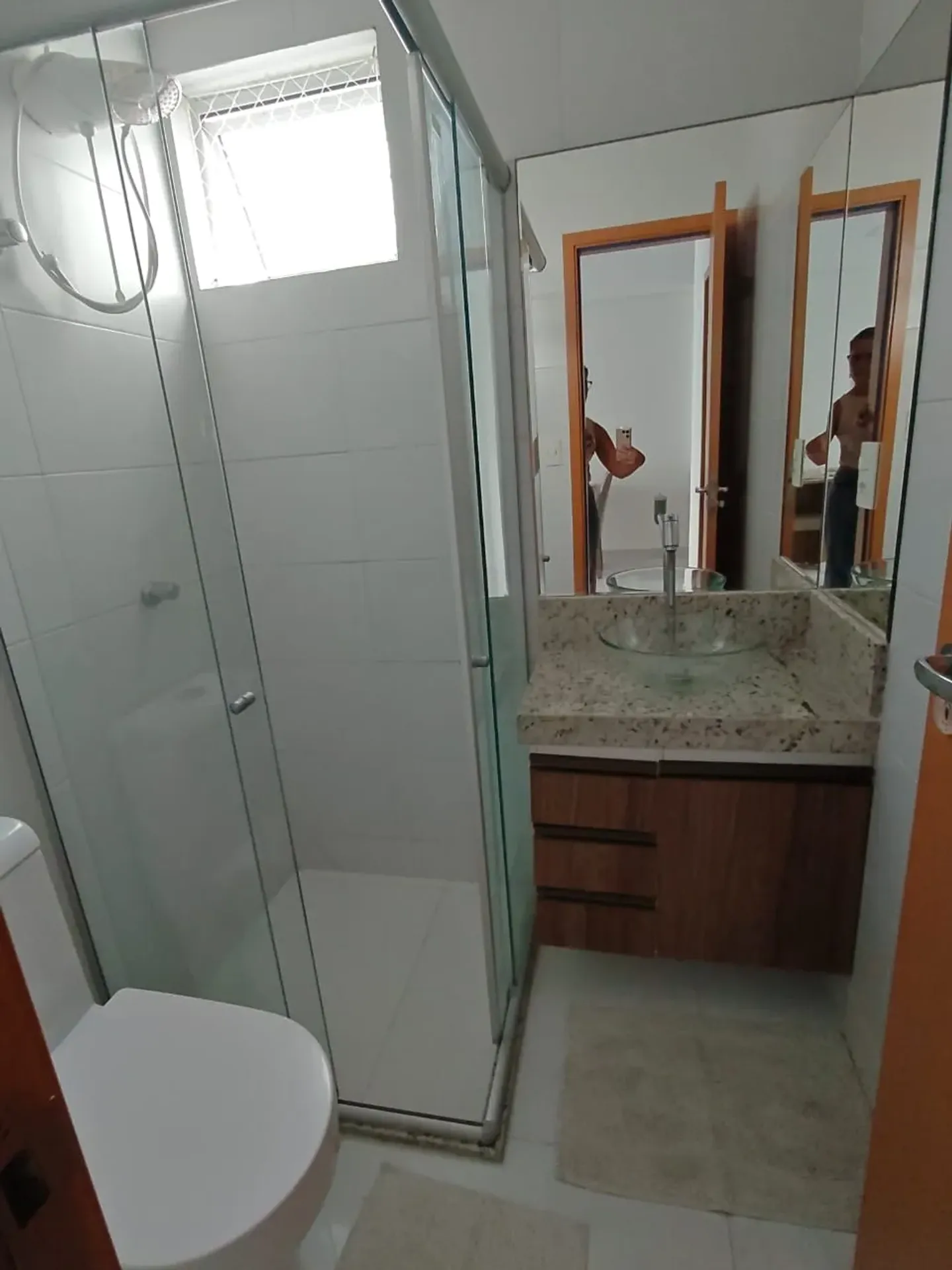 Apartment with 2 bedrooms and a gas stove kitchen — photo 12
