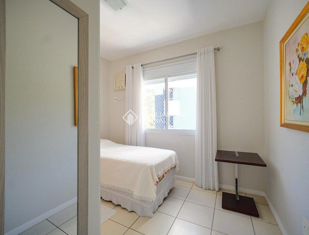 Furnished apartment, 65 m², with a washing machine — photo 9