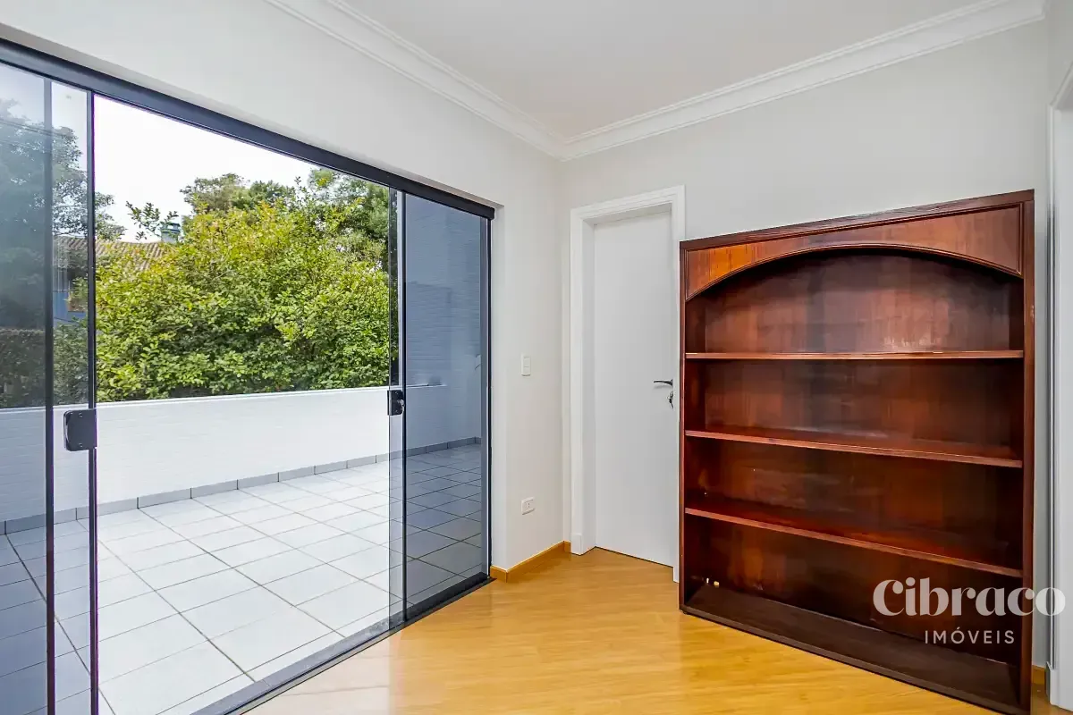Unfurnished gated condo house with 3 bedrooms and 220 m² — photo 24