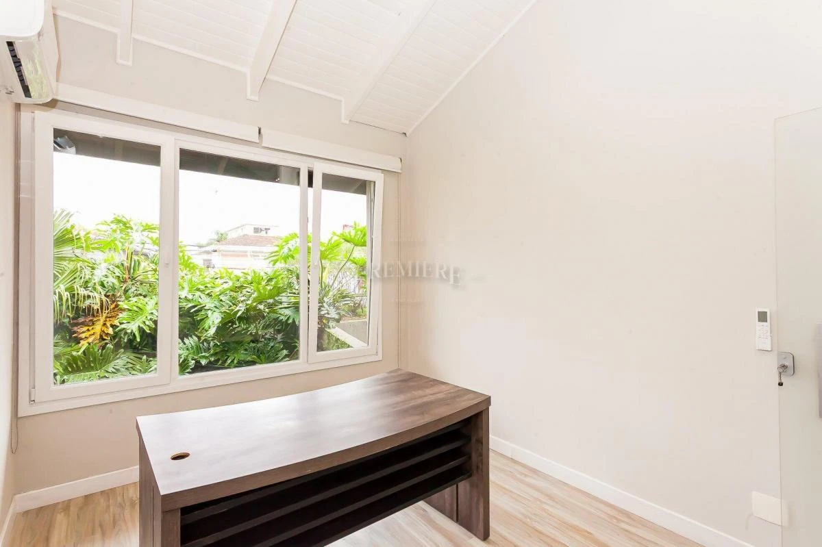 7-bedroom house with a home office in Curitiba — photo 6