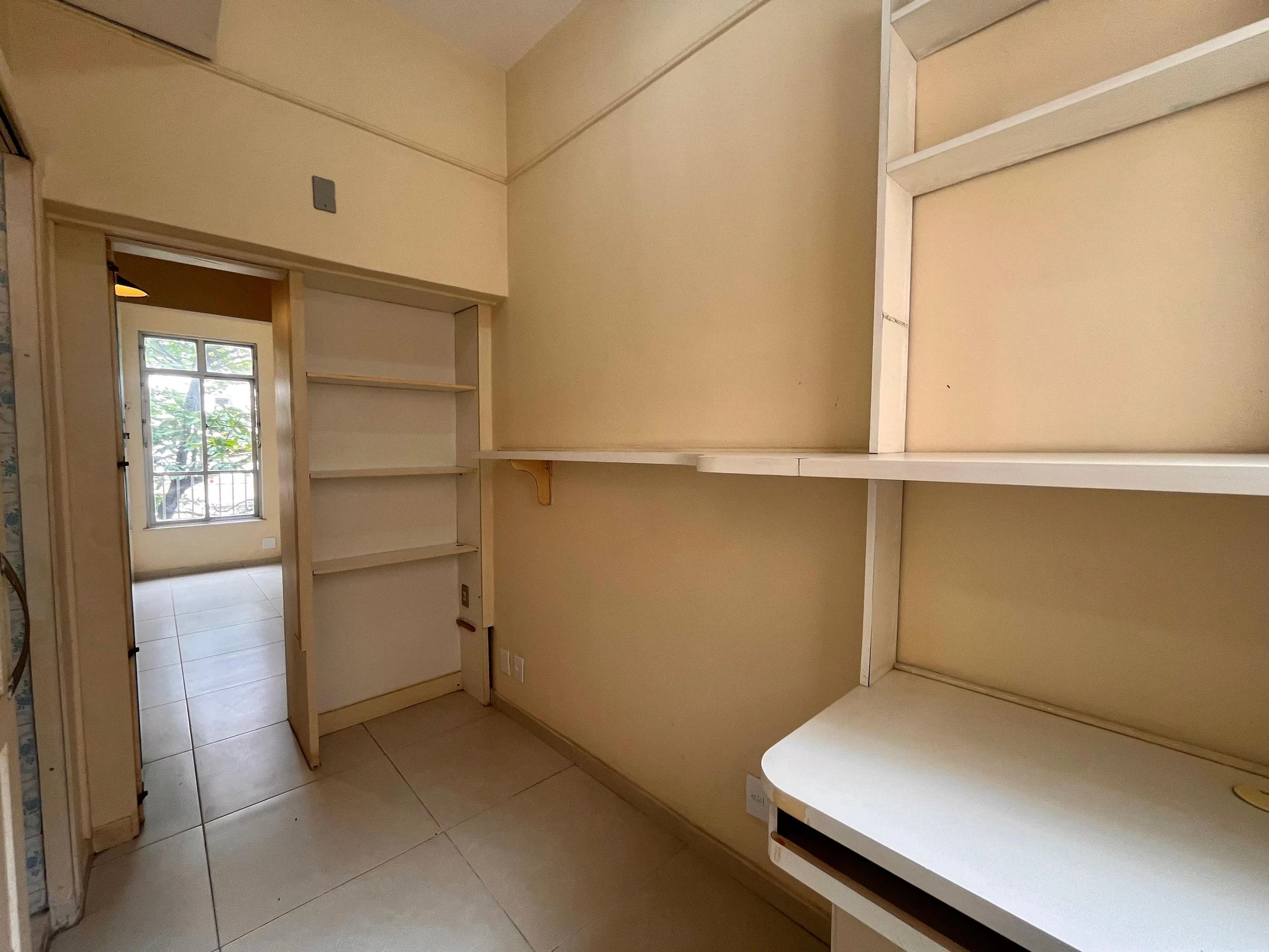 Home office in a 2-bedroom apartment, 78 m² — photo 7