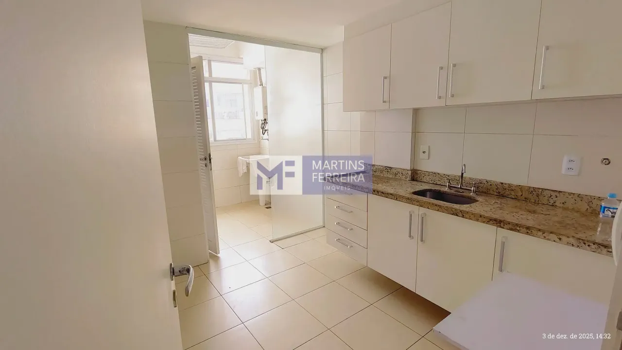 Apartment with 3 bedrooms, 2 baths and a balcony — photo 2