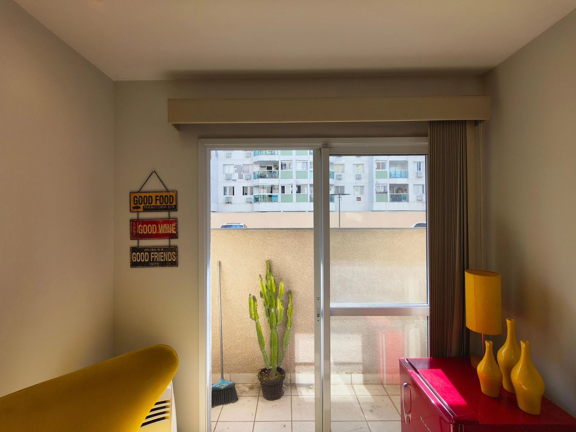 Furnished apartment, 57 m², with a washing machine — photo 14