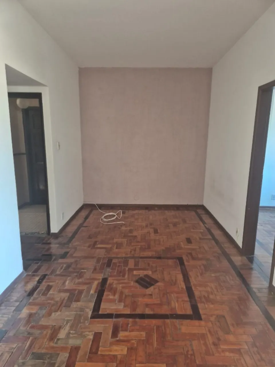 Unfurnished apartment with 2 bedrooms and 2 bathrooms — photo 8