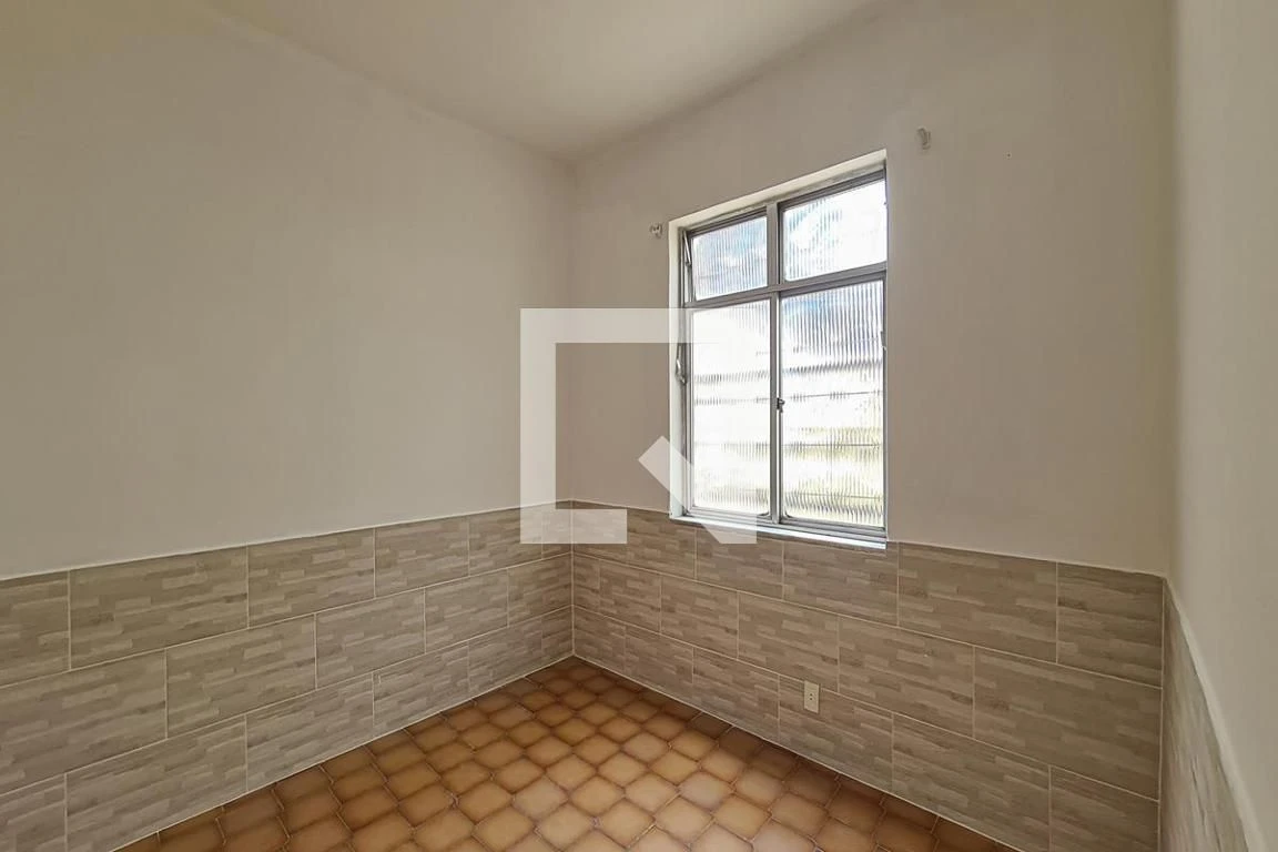 House with 3 bedrooms, 1 bathroom and 1 parking spot — photo 22