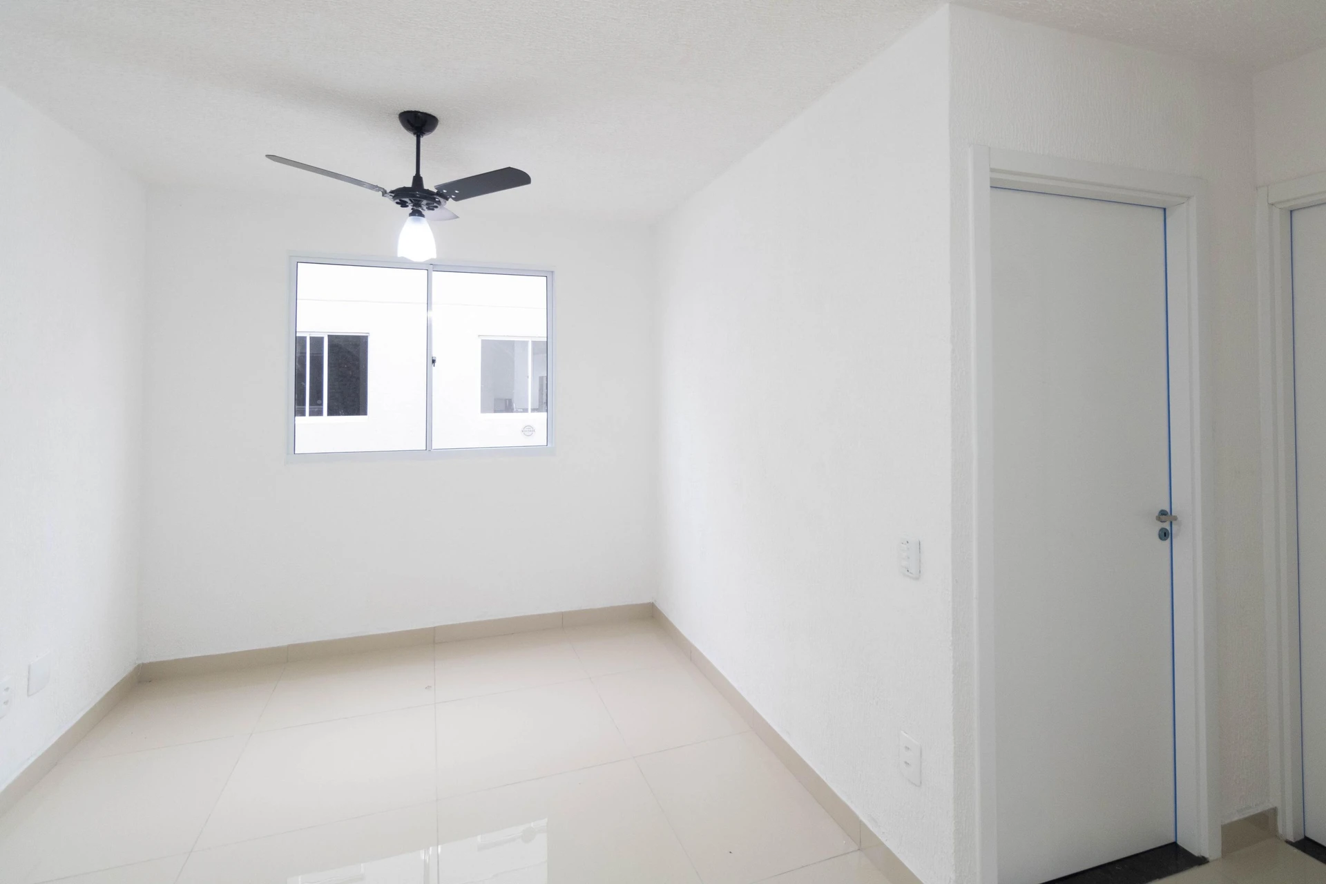 2-bedroom apartment with 1 bathroom and no parking — photo 19