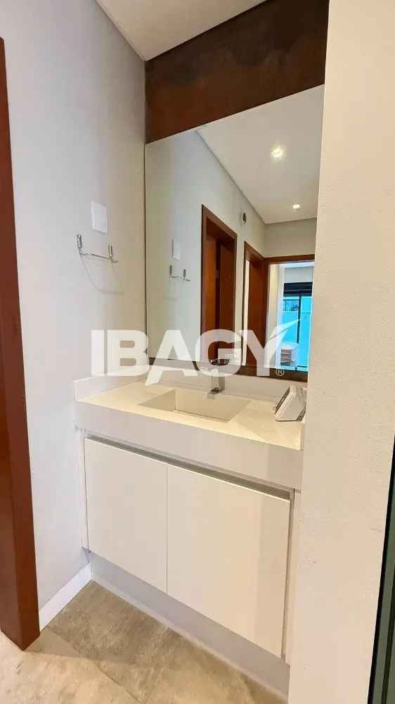 Casa en condominio con 4 dormitorios y cocina abierta — photo 24