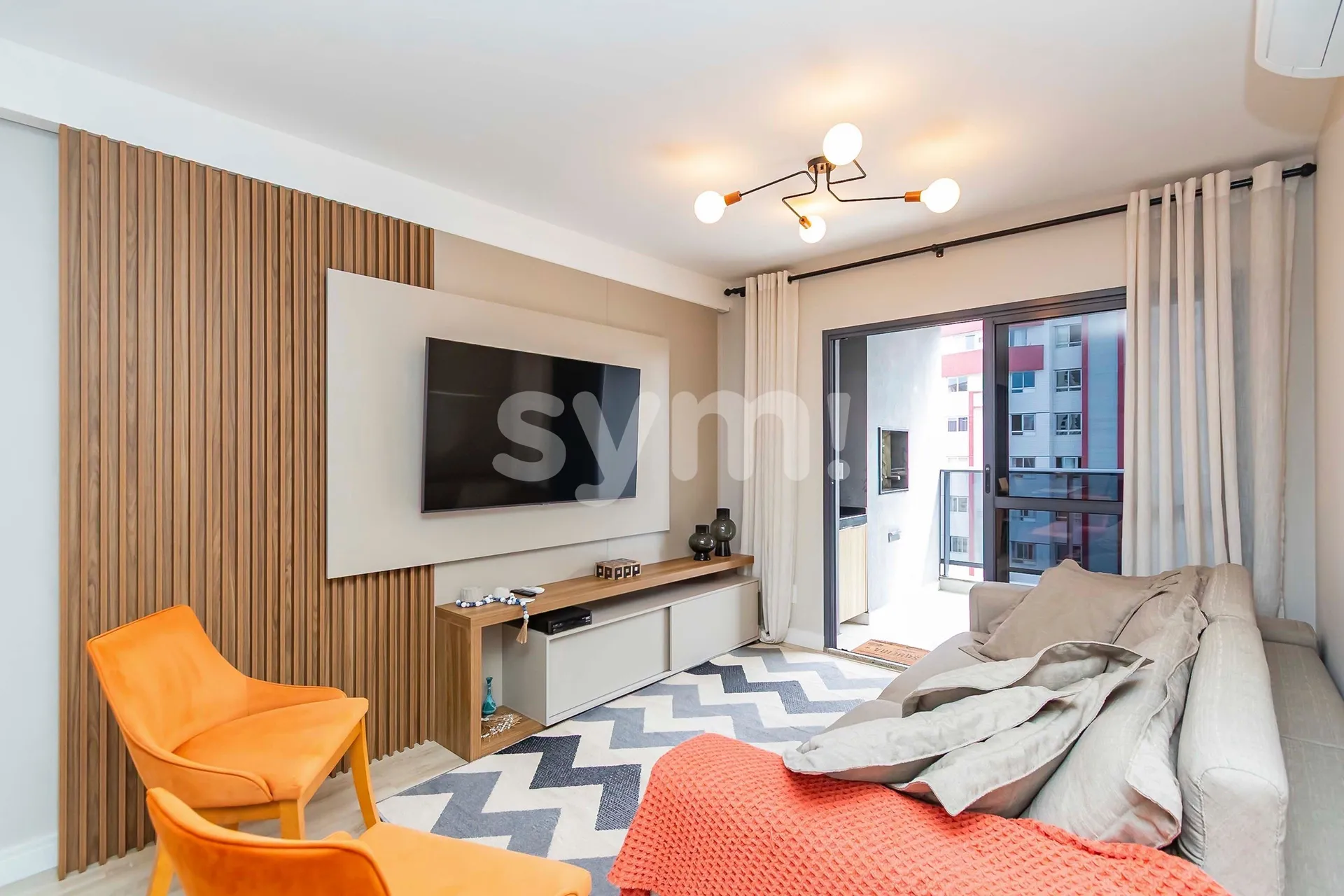 Furnished 2-bedroom apartment with a balcony grill — photo 4