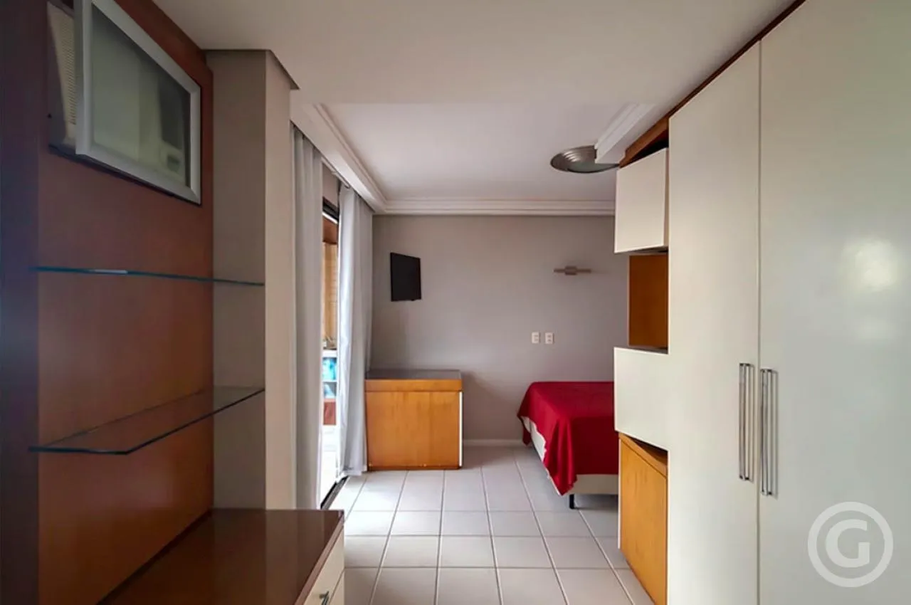 170 m² apartment with open-plan kitchen and gas stove — photo 6