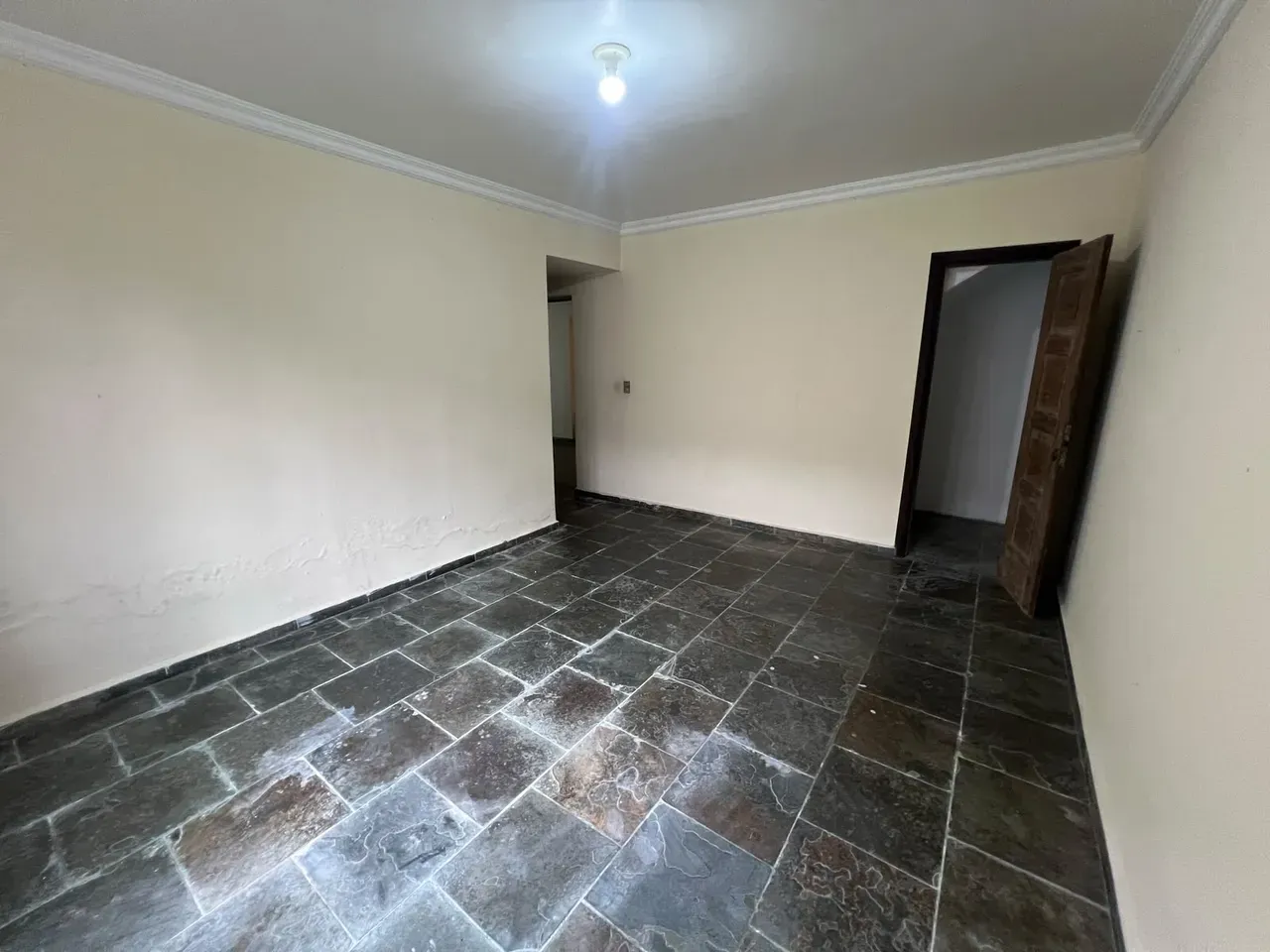 Duplex house with 4 bedrooms, 2 en-suites, 800 m² — photo 2