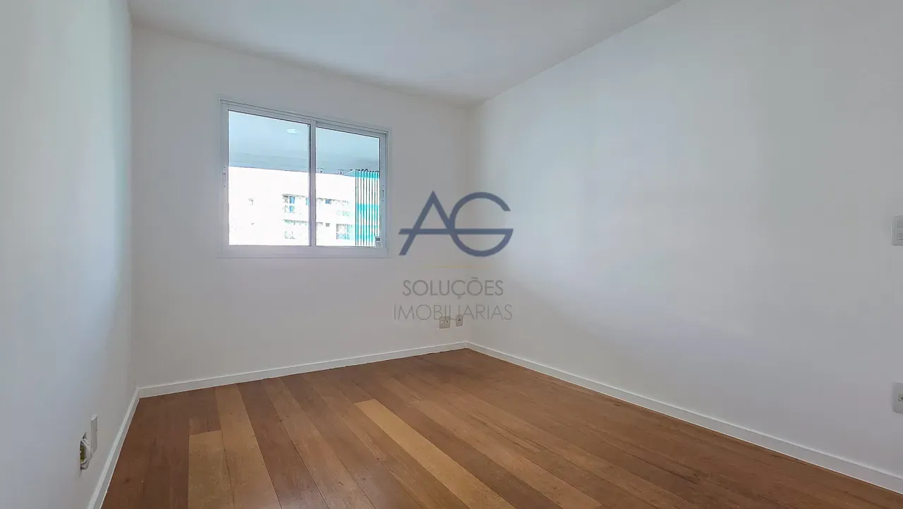 110 m² apartment with 2 bedrooms and 2 parking spots — photo 25