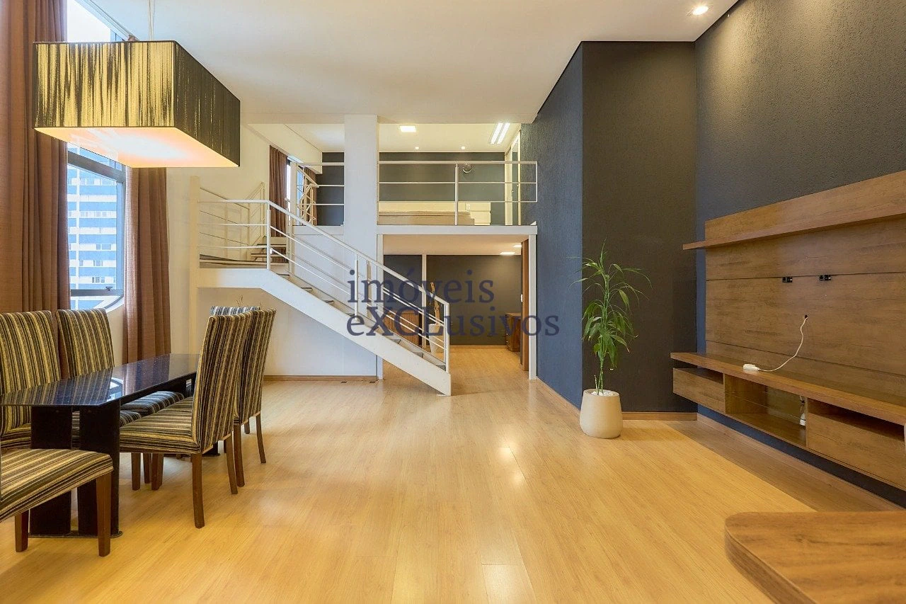 Home office in a 2-bedroom apartment, 110 m²