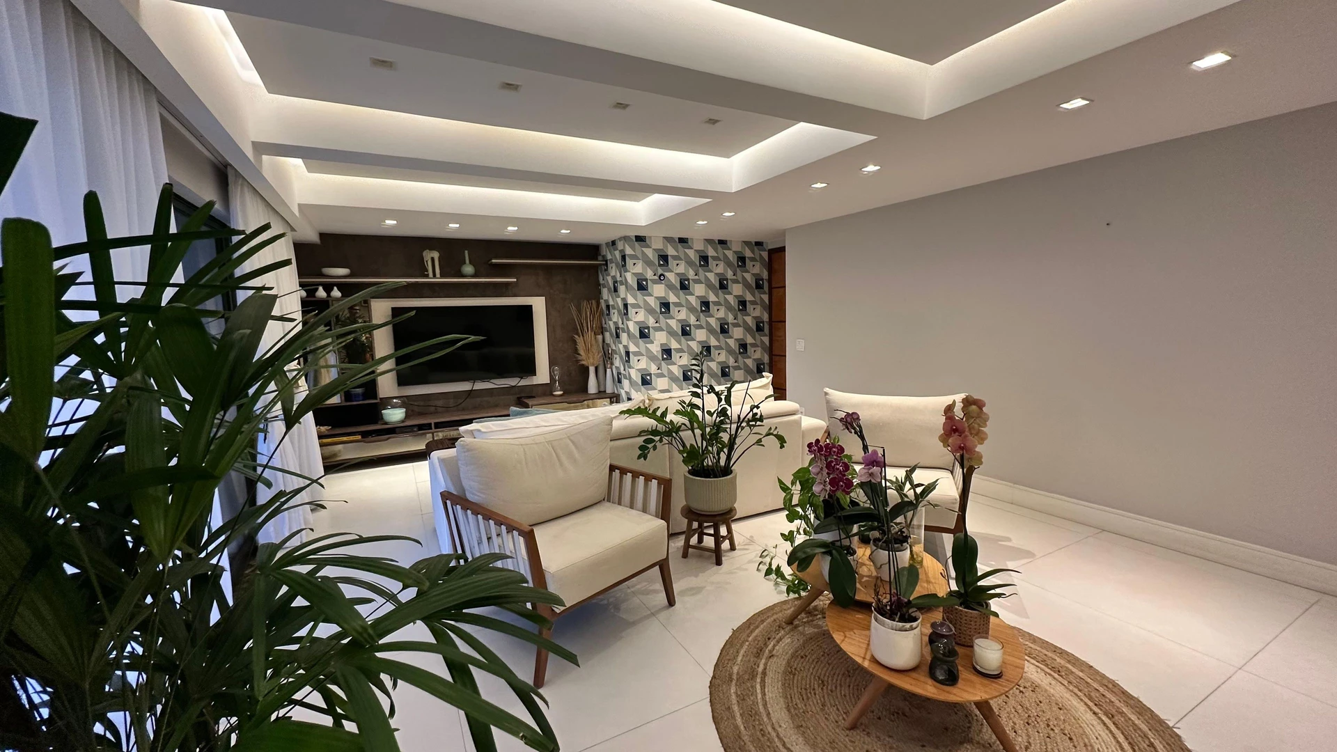 300 m² apartment with a washing machine and a dishwasher — photo 30