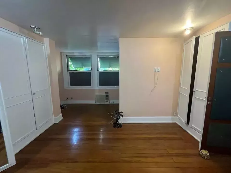 House with 3 bedrooms and a gas stove — photo 20