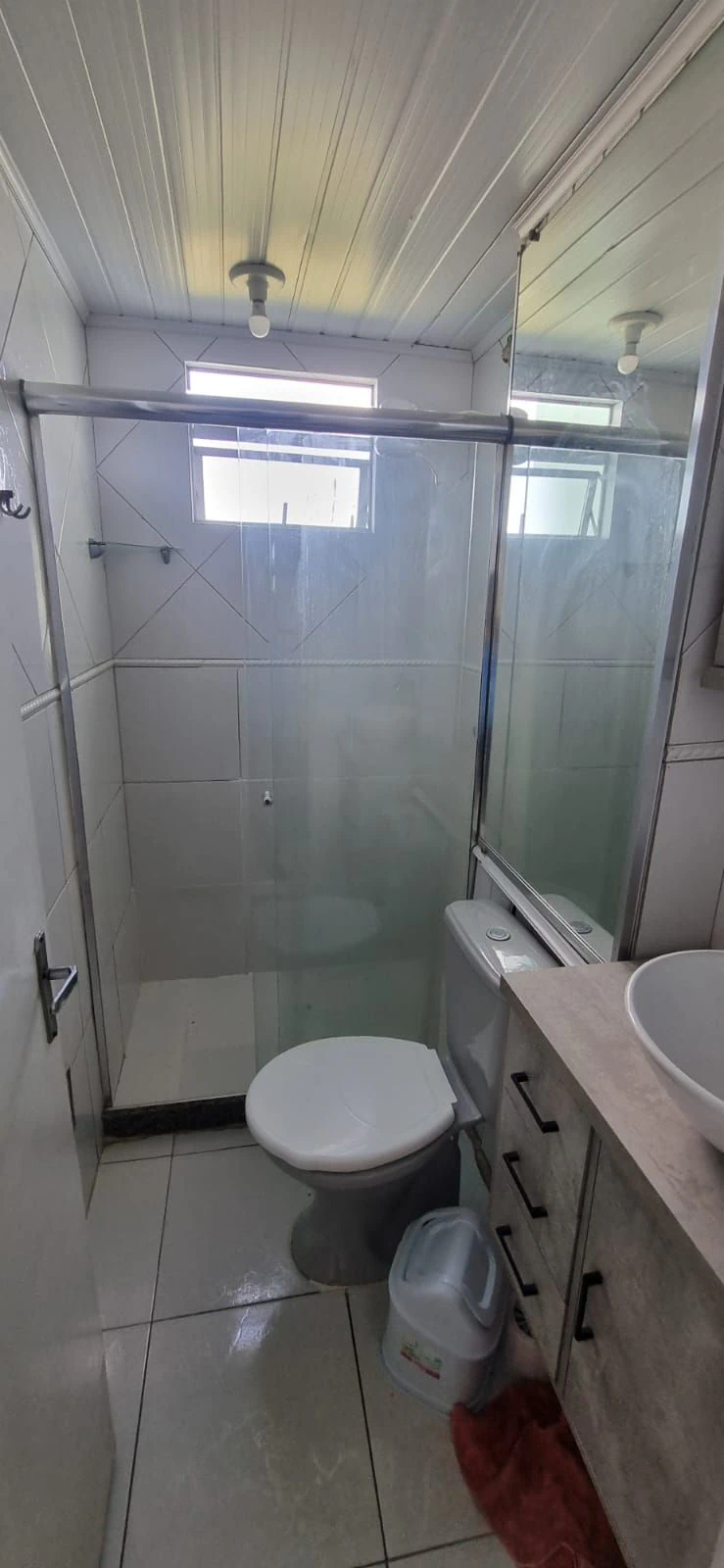 Furnished 3-bedroom apartment with separate kitchen — photo 10