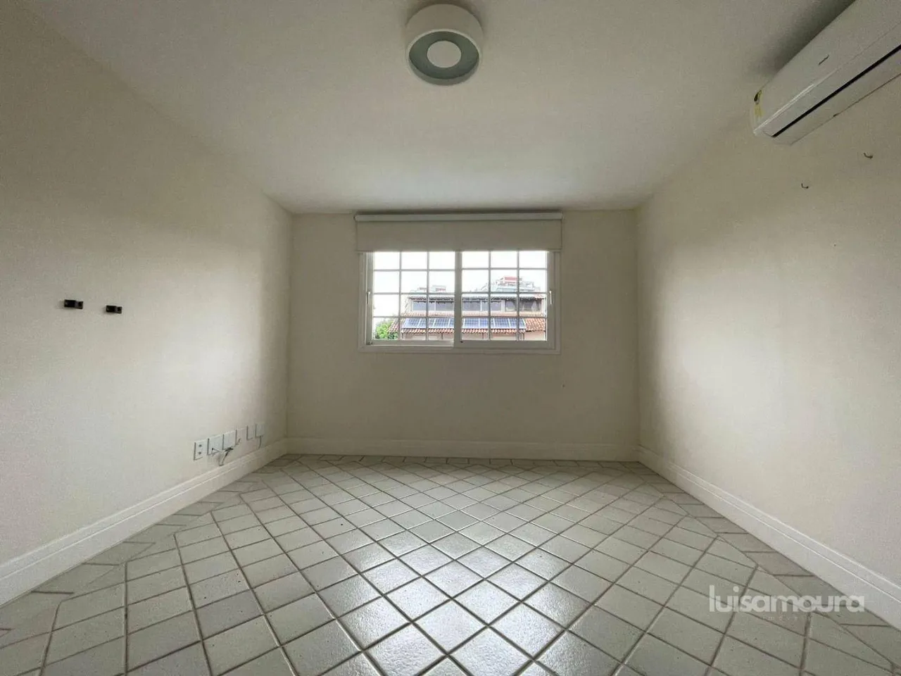 Furnished 4-bedroom house with 5 bathrooms — photo 18