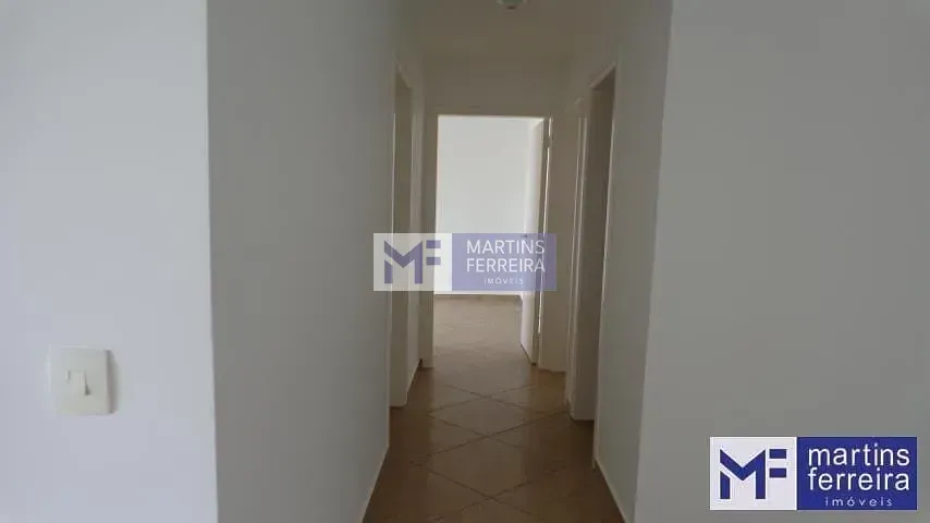 Apartamento sem mobília com 2 quartos e cozinha fechada — photo 3