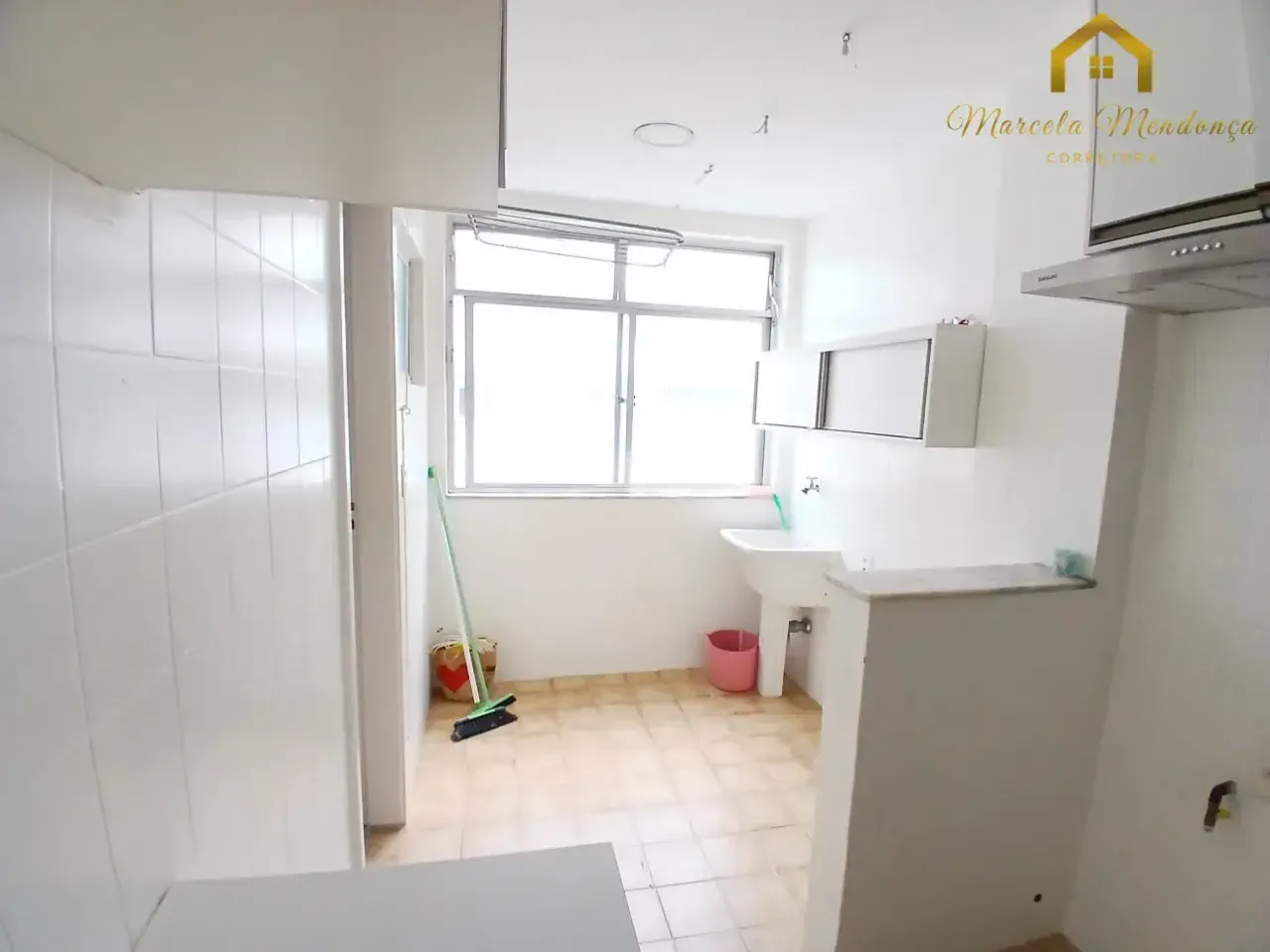 Apartment, 109 m², with a glass-enclosed balcony — photo 13