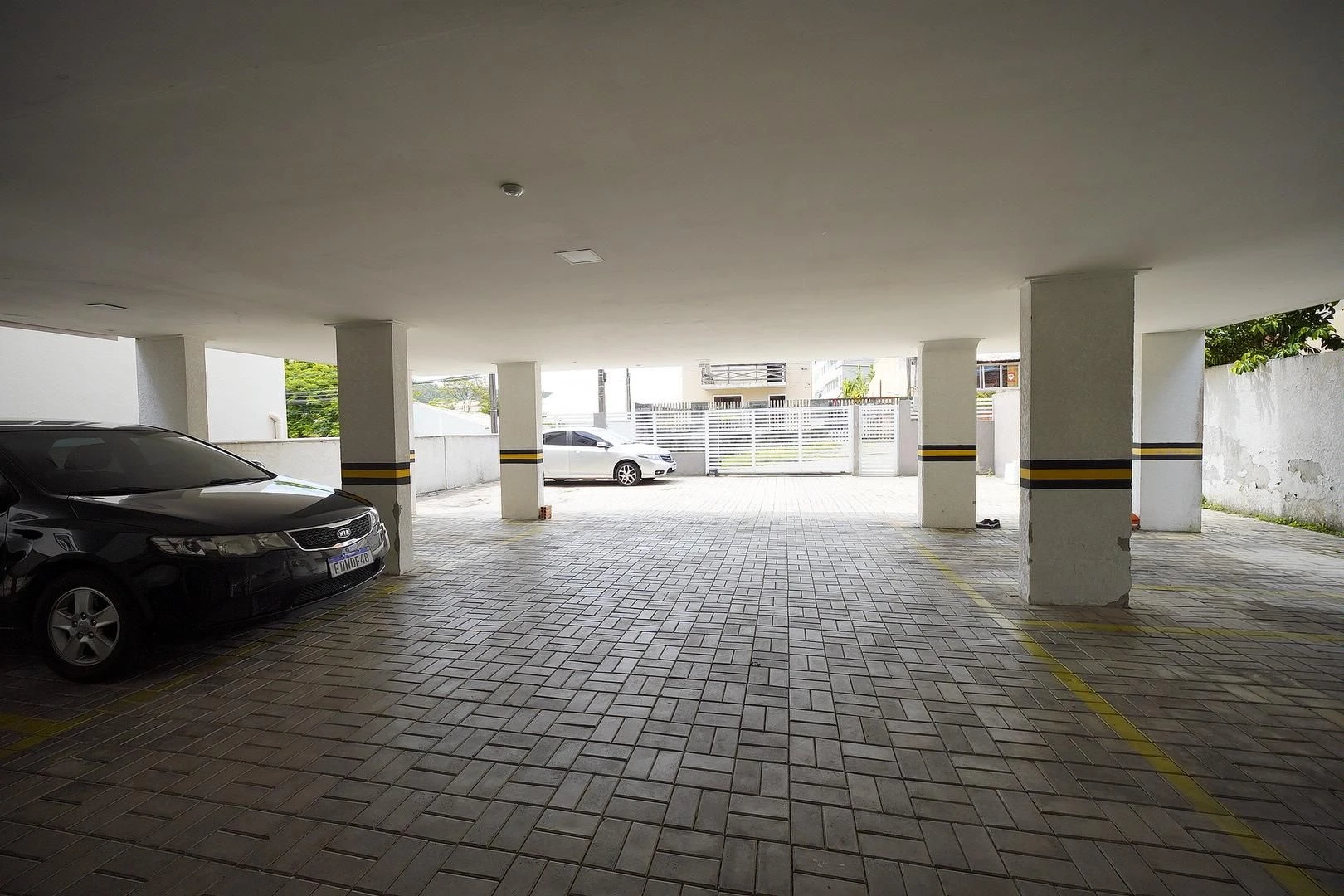 Квартира 65 м² с грилем на балконе и застеклённым балконом — photo 4