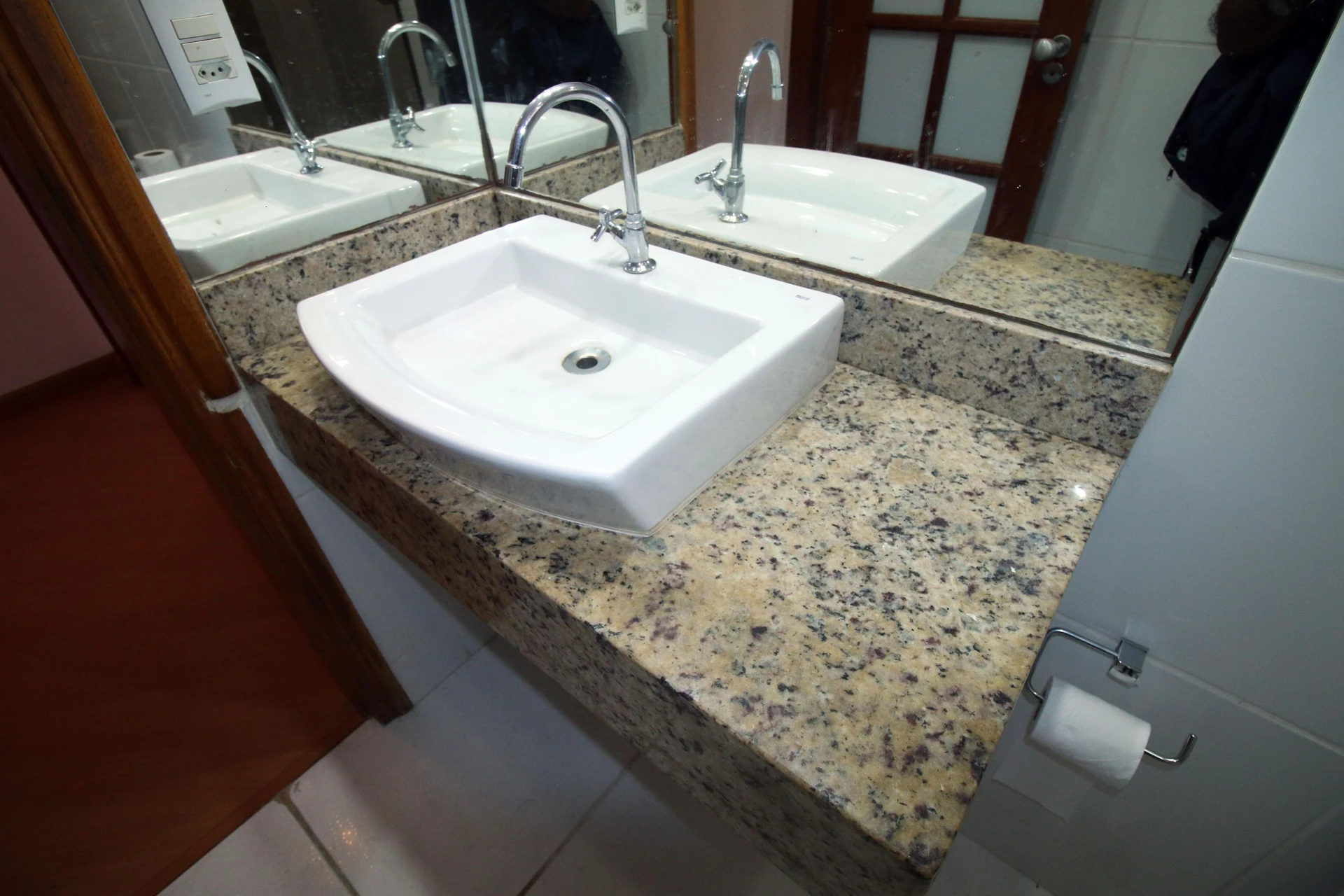 Apartamento com 2 quartos e churrasqueira privativa — photo 35