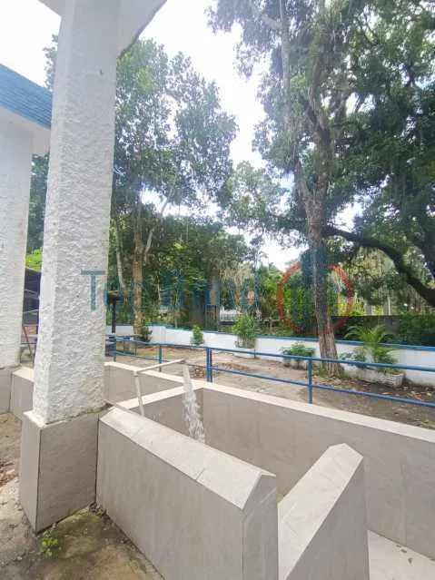 1-bedroom apartment with AC and an outdoor pool area — photo 20