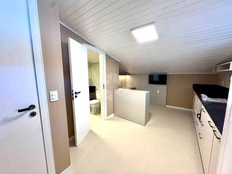 Estudio amueblado de 35 m² con 1 plaza de garaje — photo 2
