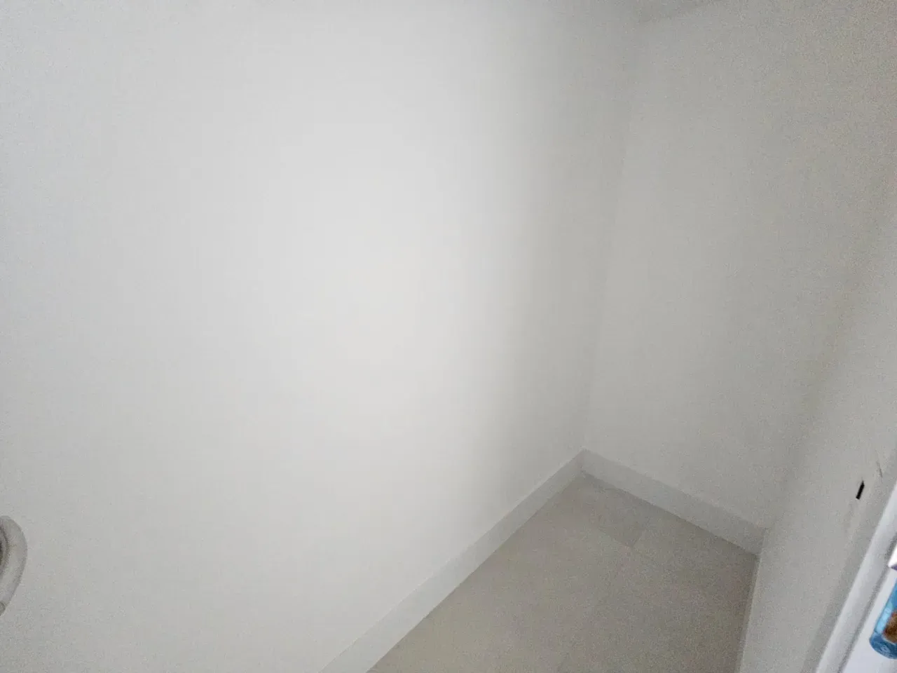 Unfurnished apartment with 3 bedrooms and 5 bathrooms — photo 24