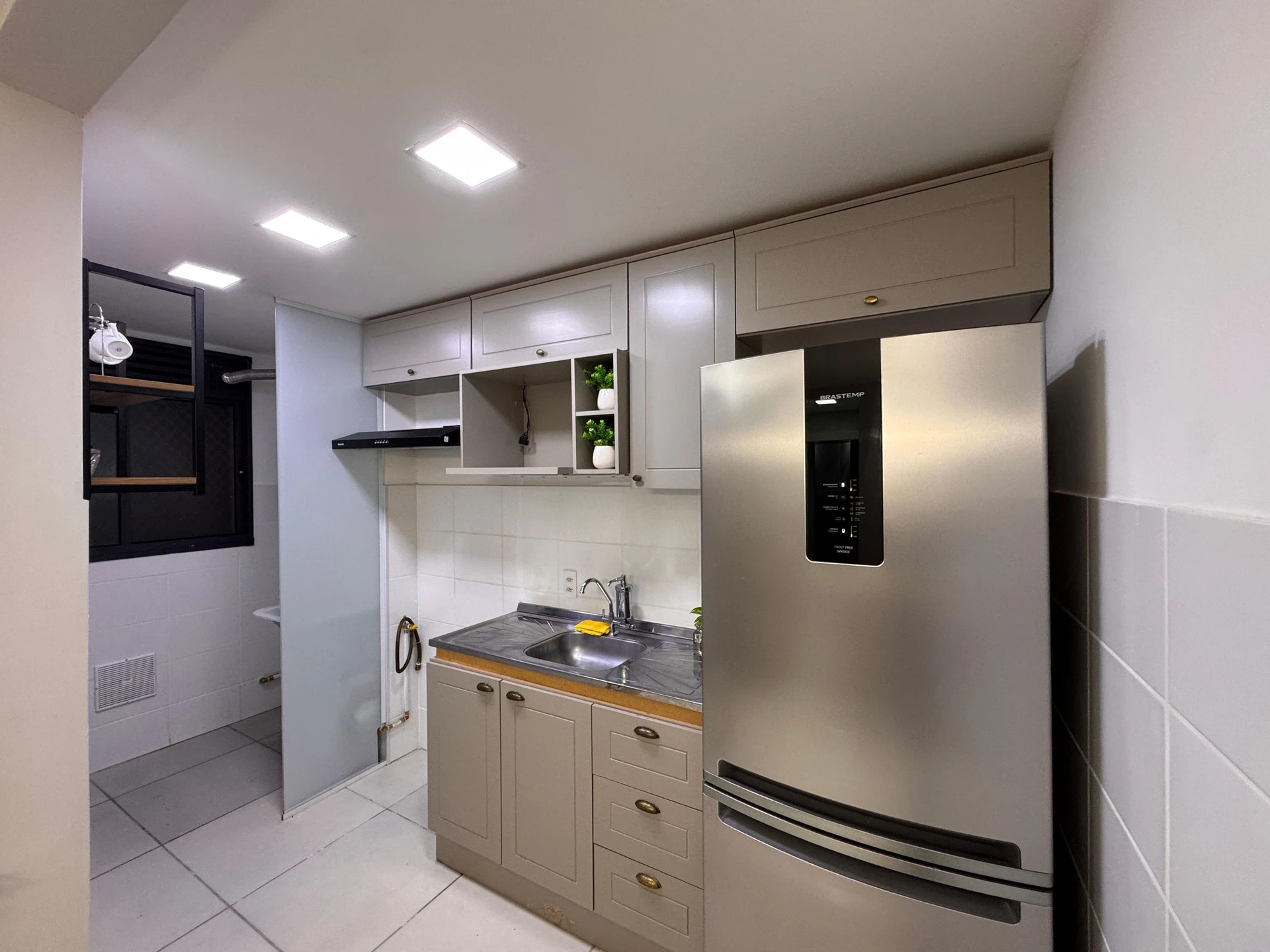 Home office in a 2-bedroom apartment, 58 m² — photo 24