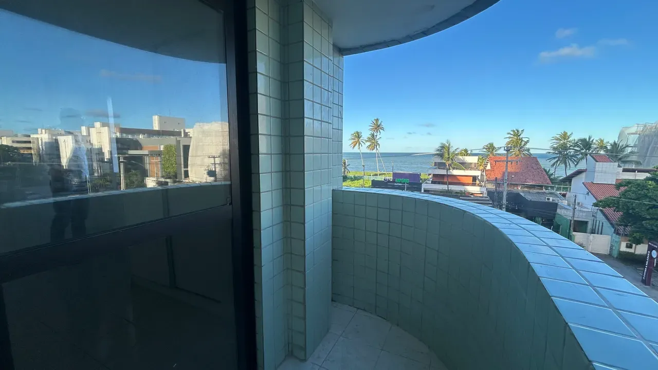205 m² apartment with 3 en-suite rooms and private garden