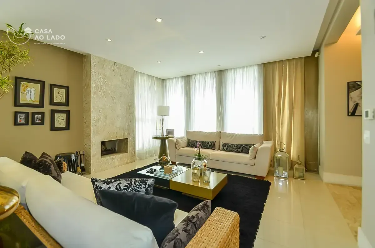House with 629 m², 4 bedrooms and a balcony — photo 6