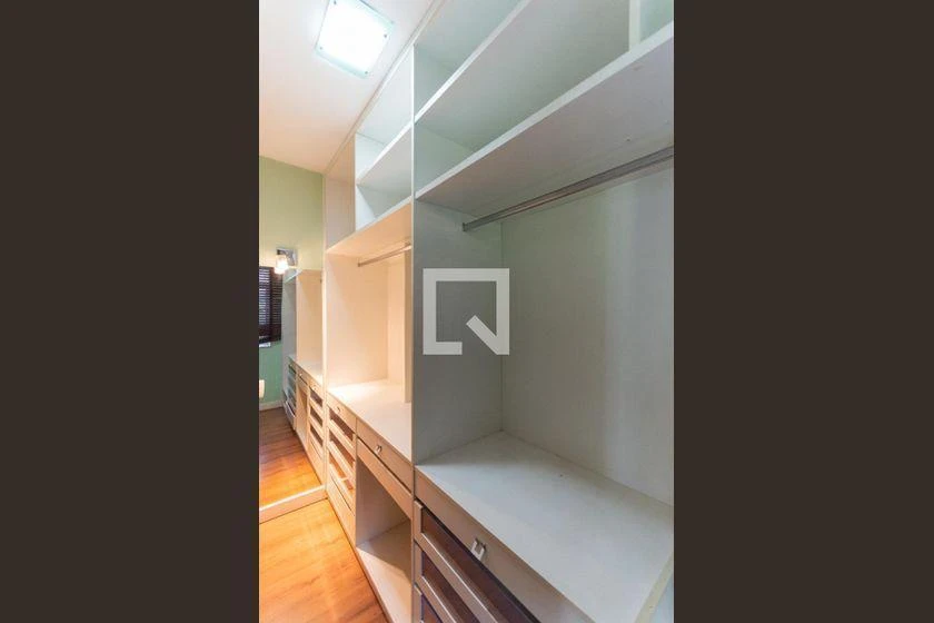 Home office in a 2-bedroom apartment, 105 m² — photo 5