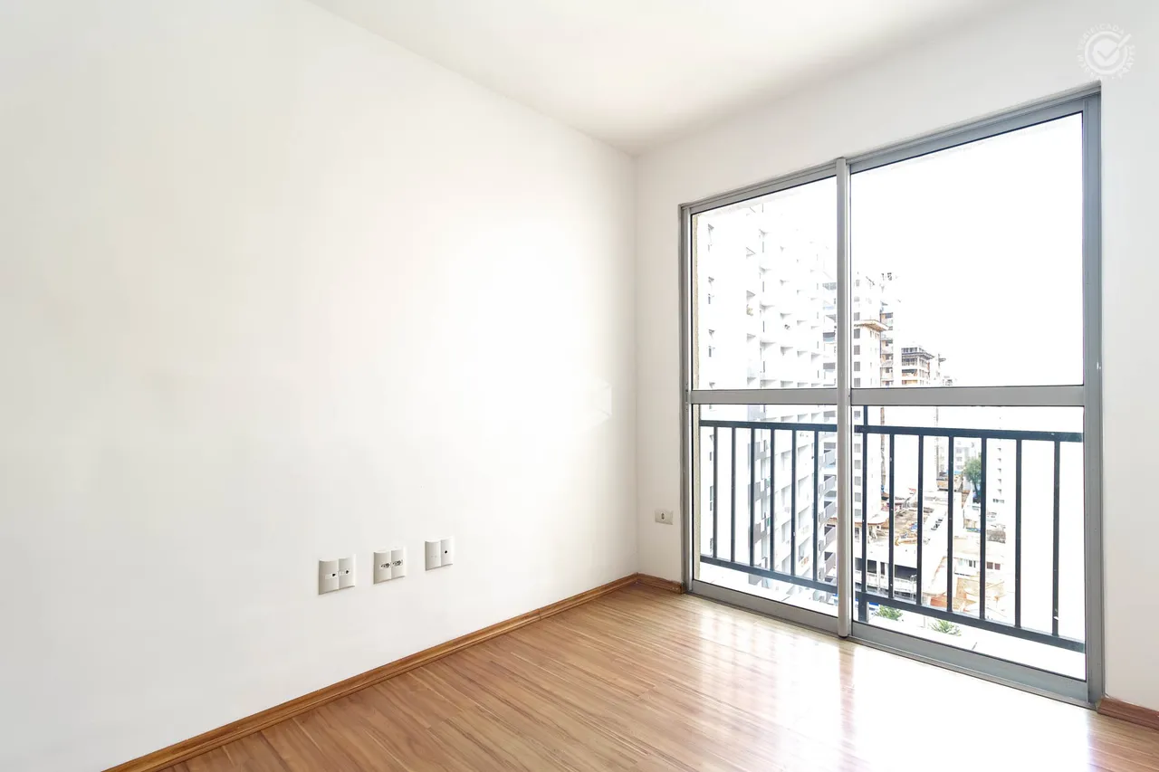 2-bedroom apartment with an open-plan kitchen — photo 6