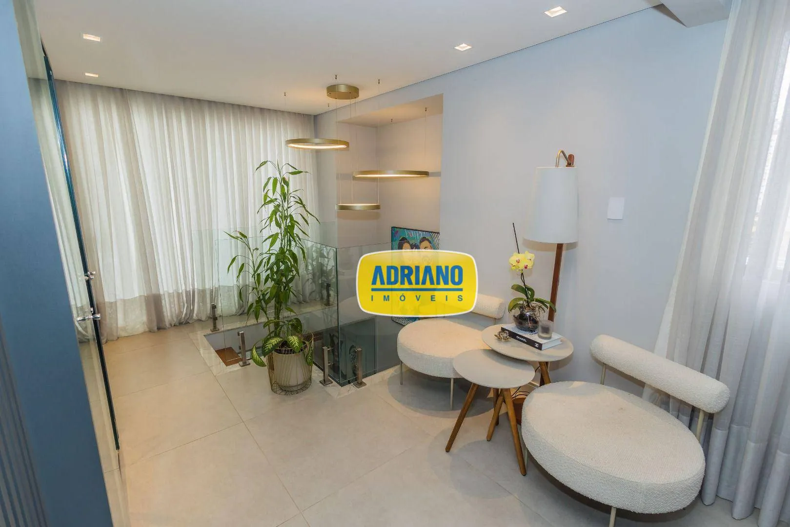 Furnished 4-bedroom apartment with open-plan kitchen — photo 6