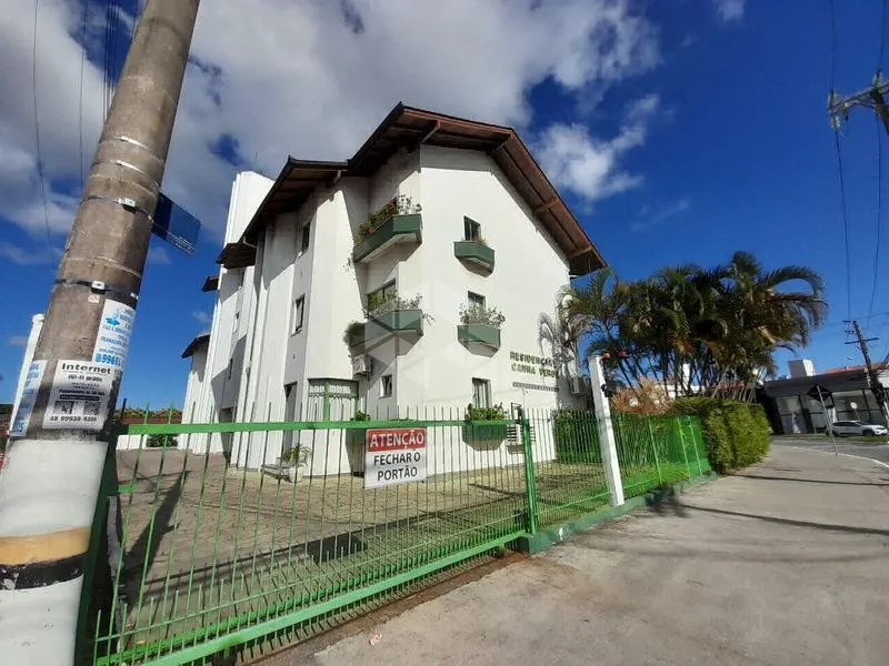 1-bedroom 57 m² apartment with balcony and built-in grill