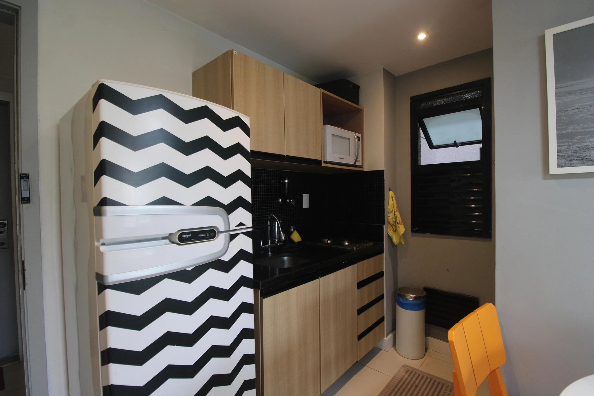 Furnished studio with 1 bedroom and balcony — photo 5