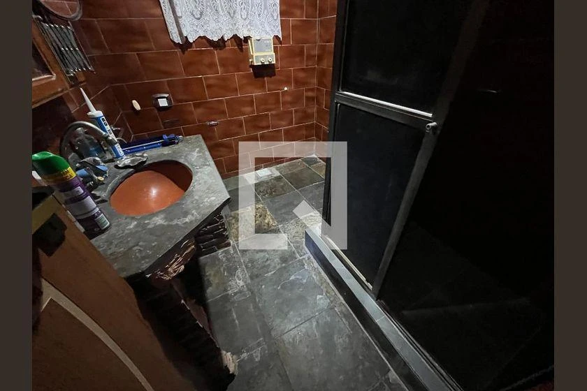 Rental house with 4 bedrooms and 600 m² — photo 37