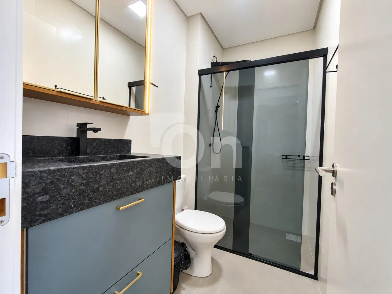 Furnished studio in a building with a gym — photo 14